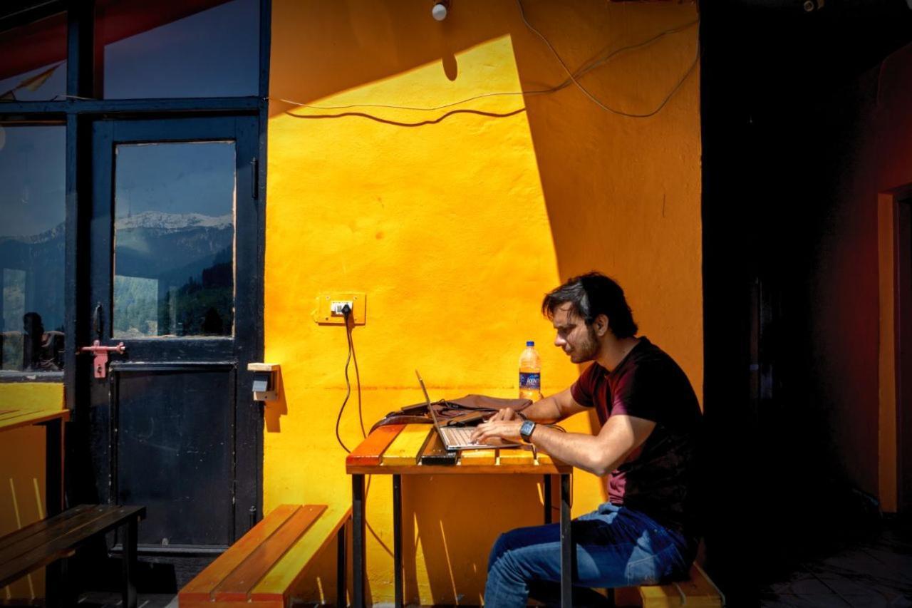 Хостел La Vaca India Manali Экстерьер фото