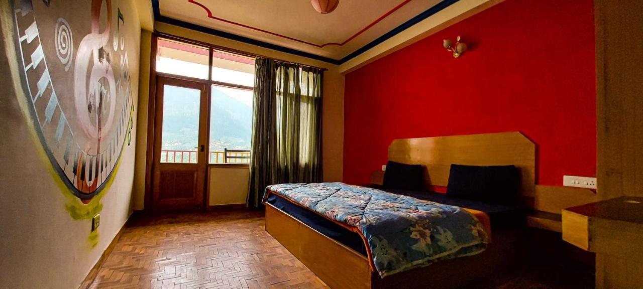 Хостел La Vaca India Manali Экстерьер фото