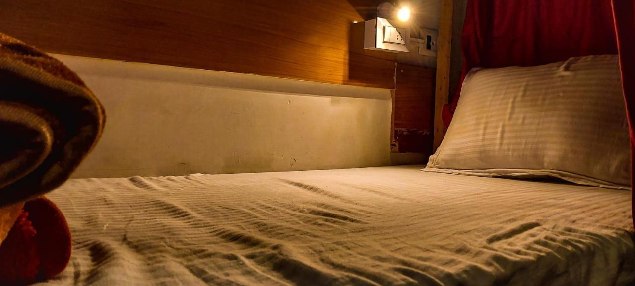Хостел La Vaca India Manali Экстерьер фото